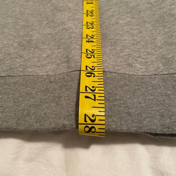 Croft&Barrow cozy, long, ladies sweatshirt. - Picture 6 of 6